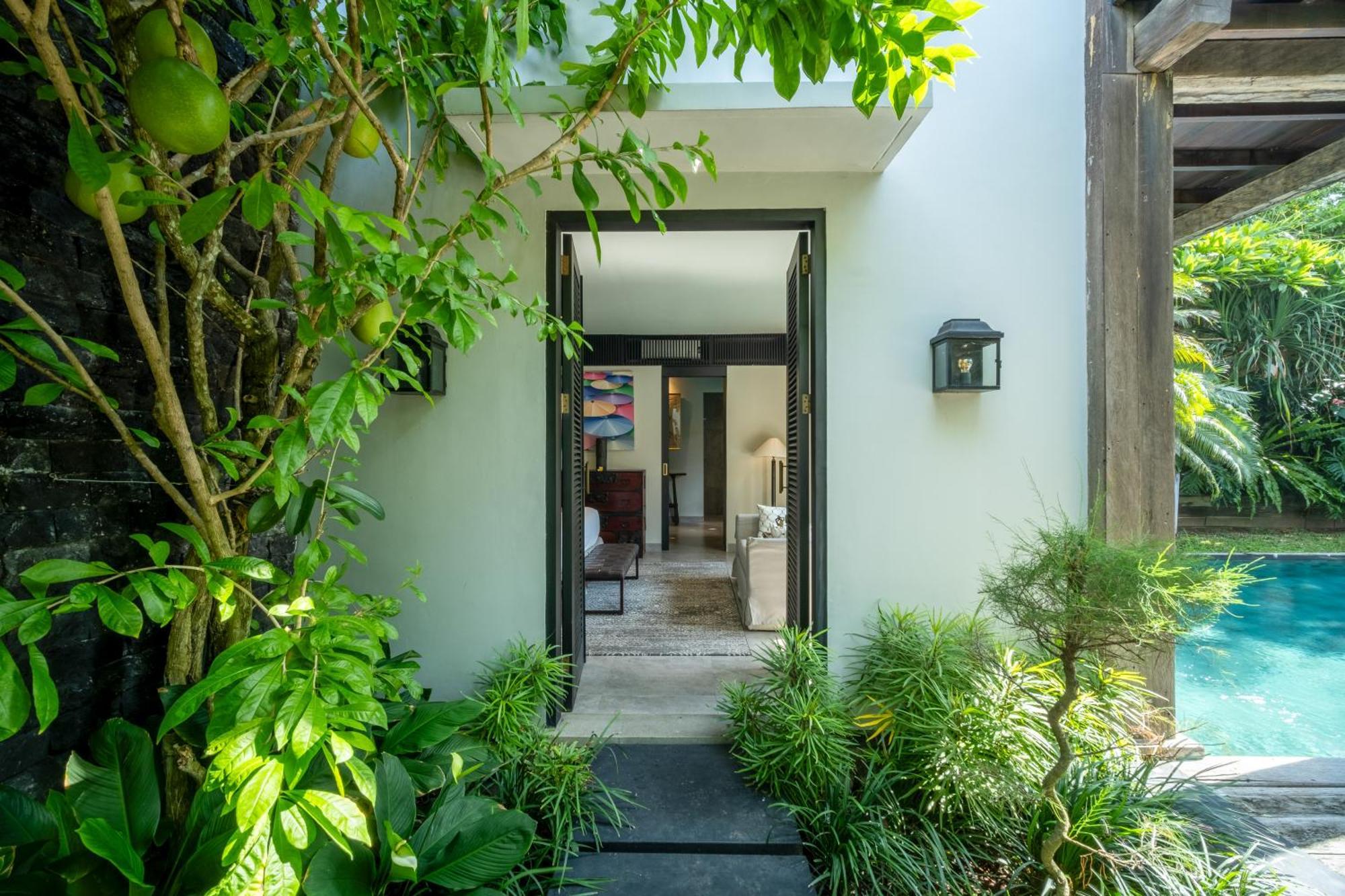 Villa De Suma - Fully Staffed Luxury Villa, Walk To The Beach! Seminyak Kültér fotó
