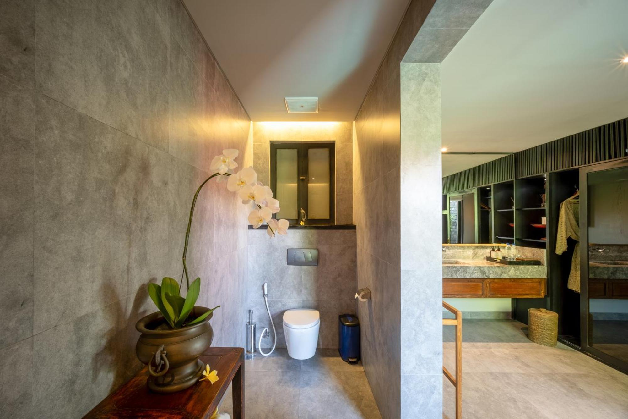 Villa De Suma - Fully Staffed Luxury Villa, Walk To The Beach! Seminyak Kültér fotó