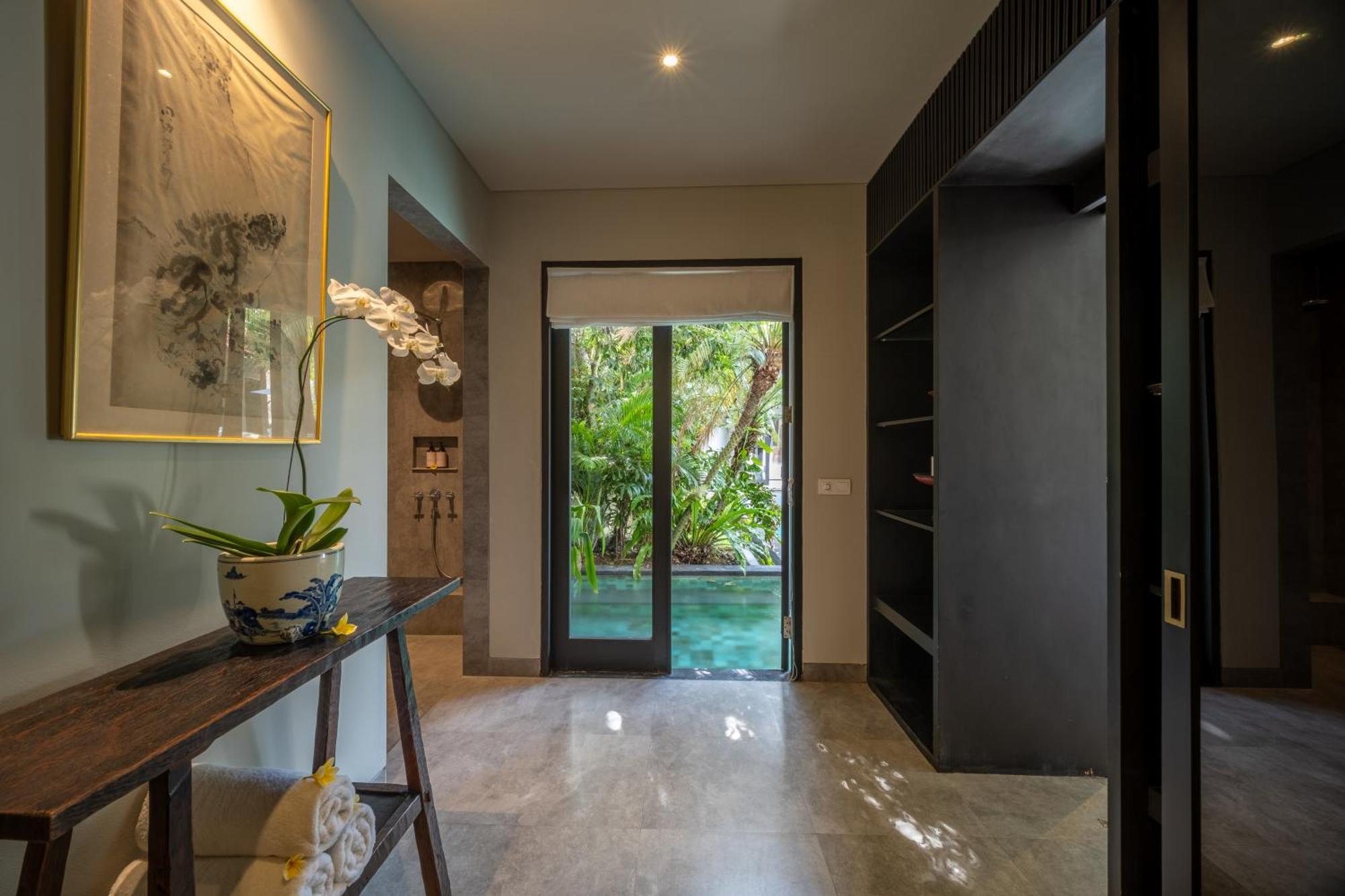 Villa De Suma - Fully Staffed Luxury Villa, Walk To The Beach! Seminyak Kültér fotó